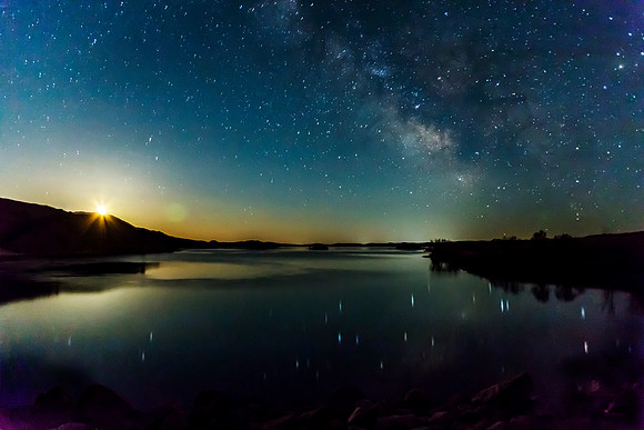 Moonrise Milkyway at Desmet